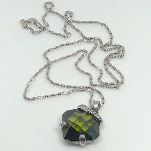 NECKLACE “DARK GREEN EMERALD”